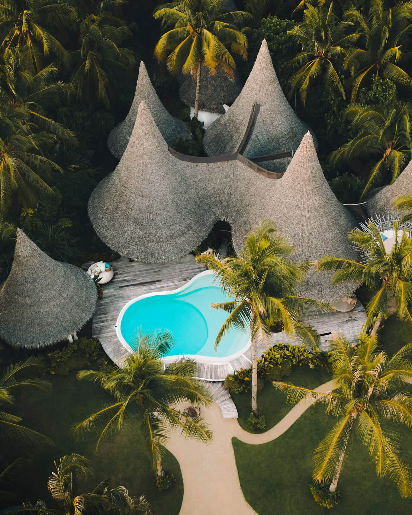 Shangri-La Beach Resort — project cover